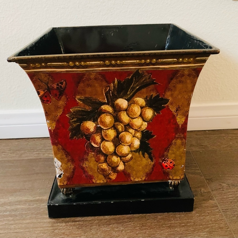 Metal pot - Picture 6 of 11